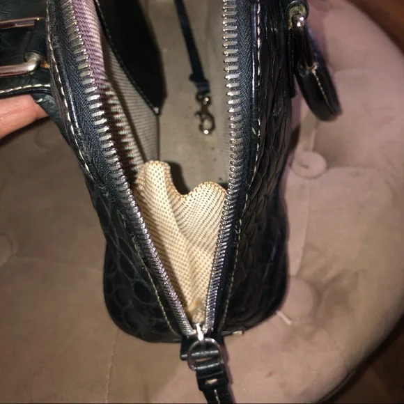 DOONEY & BOURKE satchel - Picture 9 of 14